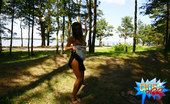 Cuties Flashing 487914 Gorgeous Tart Gets Naked Next To A Crowded Beach Cuties Flashing
