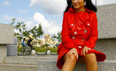 Cuties Flashing 487921 Sexy Flasher In Red Coat Goes Out Into The Streets Cuties Flashing
