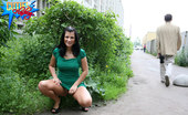 Cuties Flashing 487930 Shameless Young Ravenhead Masturbating In The Bush Cuties Flashing

