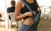 Cuties Flashing 488058 Cuties Flashing
