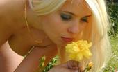 Big Tit Queens 491198 Beautiful Blonde Posing And Displaying Her Big Boobs Outdoors Big Tit Queens
