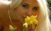 Big Tit Queens 491198 Beautiful Blonde Posing And Displaying Her Big Boobs Outdoors Big Tit Queens
