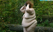 Plumper World 504371 Fat Whore Doing Acrobatic Exercises Buck Naked Plumper World
