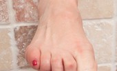 The Joy Of Feet 510150 Tammy Relaxed And Horny In Her Soapy Bath Flaunting Her Red Toenails And Bare Feet! The Joy Of Feet
