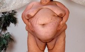 Hardcore Fatties 519691 Heavy Plumper Slut Showing And Posing Her Big Belly And Boobs Hardcore Fatties
