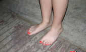 GND Amy 529006 Amy Loves To Show Off Her Cute Painted Toes GND Amy
