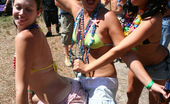 Drunk Wild Girls 533218 Drunk Wild Girls In Public Flashing Outdoor Festival Drunk Wild Girls
