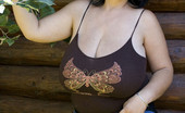 Divine Breasts 546390 Bianca BBW Big Boobs Hike Divine Breasts
