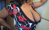 Divine Breasts 546768 Jinx Braless In Sexy Top Divine Breasts
