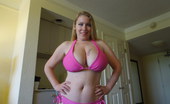 Divine Breasts 546841 Desiree De Luca Busty Bikini Divine Breasts
