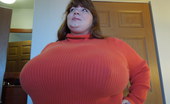 Divine Breasts 546843 Lexxxi Gigantomastia Sexy Breasts Divine Breasts
