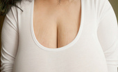 Divine Breasts 546987 Alice 85JJ Big Boobs Wonder Divine Breasts
