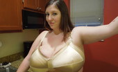 Divine Breasts 547086 Mara Sexy Giant Breasted BBW Divine Breasts
