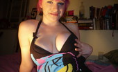 GND Sadie Teen Takes Self Picture Of Herself Naked For Her Friends On The Internet GND Sadie

