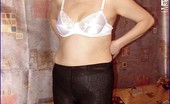 Matures World 552313 Mature Lady Posing Behind The Camera First Time Matures World
