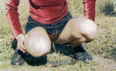 Pee Young 554739 See How This Girl Takes Off Her Underwear And Pisses In A Field Pee Young
