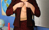 ePantyhose Land 560859 Afina Steaming Hot Babe In Flesh-Colored Pantyhose Dildotoying Right On The Table ePantyhose Land
