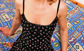 ePantyhose Land 561999 Carol Seductive Chick In Full-Fashioned Pantyhose Itching To Fondle Her Hot Pink ePantyhose Land
