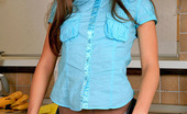 ePantyhose Land 562226 Miranda Leggy Cutie Pulling Down Her Jeans Revealing Extra Sheer Hose In A Kitchen ePantyhose Land
