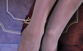 Nylon Feet Line 564088 Juliet Slim-Legged Babe In Office Attire Shows Her Perfect High Arc Feet In Tights Nylon Feet Line
