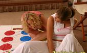 You Love Lucy 569524 Karen And Lucy Play Twister Togetherrr You Love Lucy
