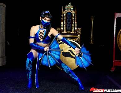 Aria Alexander Cosplays The Asian Fan Fighter In Mortal Kombat 608072 Brunette With Shaved Pussy Gets Slammed By An Arcade Character