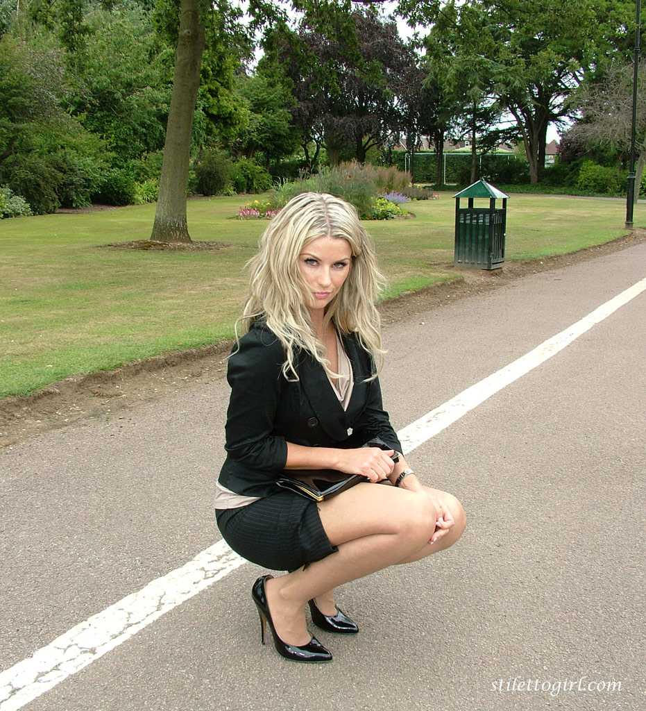 Stiletto Girl This Gorgeous Blonde Cant Get Enough Of Wearing Her Heels Outdoors 230881 photo