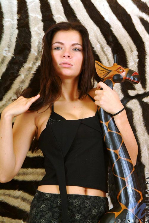 Giraffe Hot Kinky Porn - Nubiles Danica Hot Teen Is Hanging Out With A Carved Giraffe And Looking  Fucking Hot As Hell 250915 - Good Sex Porn