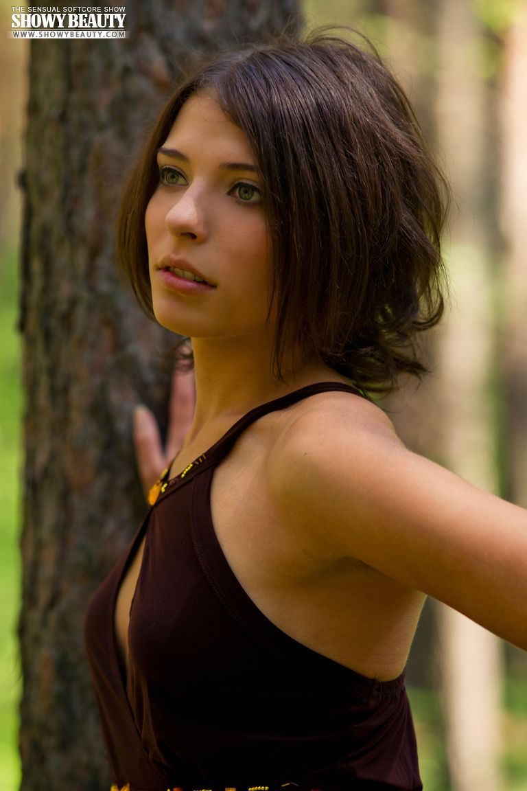 Showy Beauty Rozalina Forest Beauty Naturalmodel Appealing Brunette Strips Her Short Dress In The Woods To Show Off In All Her Nude Glory