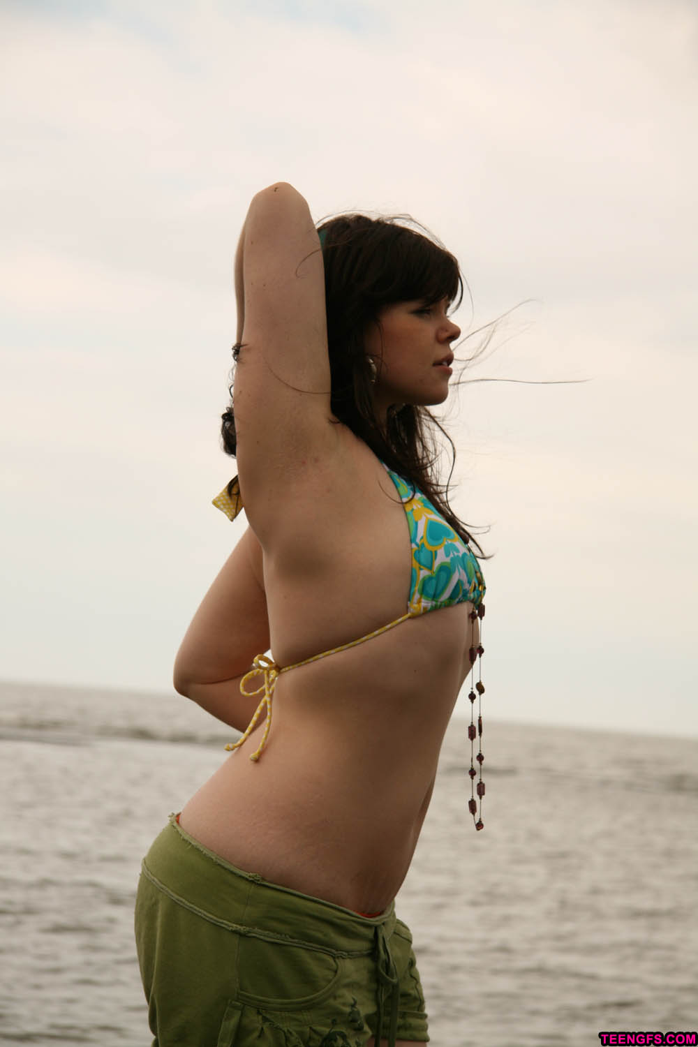 Teen Girlfriends Horny Teen Gets Naked On The Beach 392825
