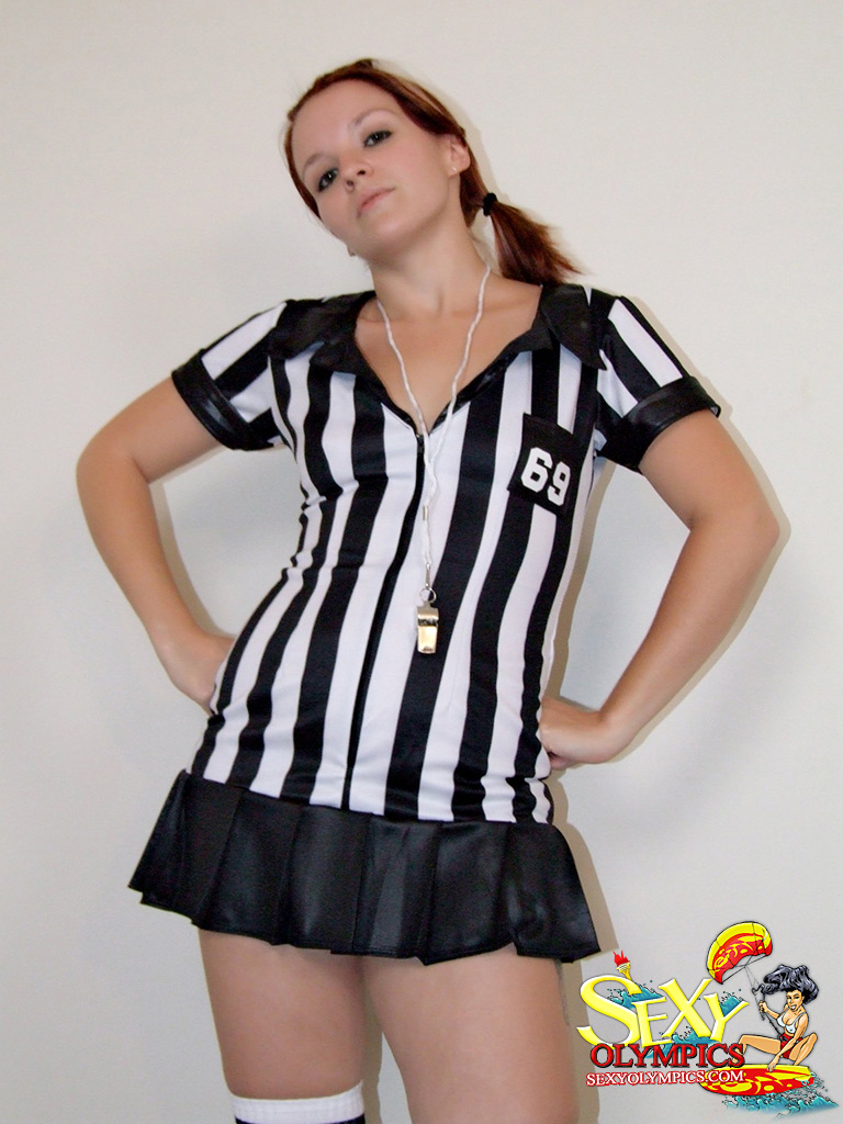 Sexy Olympics Cute American Football Teen Ref Heidi Takes Off Her Uniform 423964